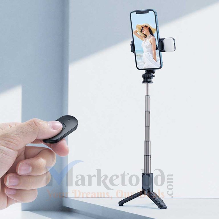 Mcdodo SS-1781 Wireless Selfie Stick with Single Light