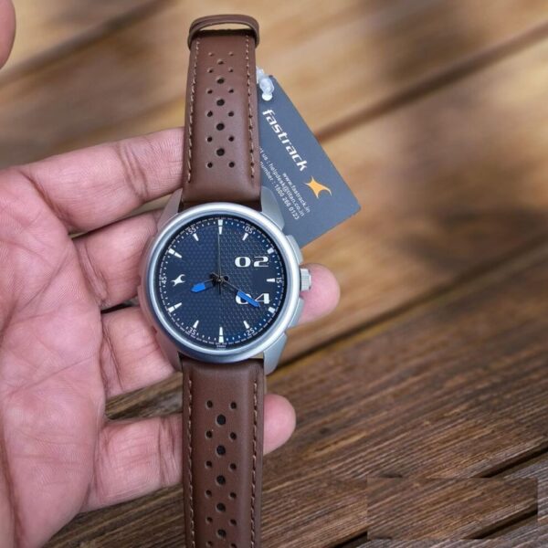 Fastrack NS3124SL06 Leather Strap Watch in Bangladesh